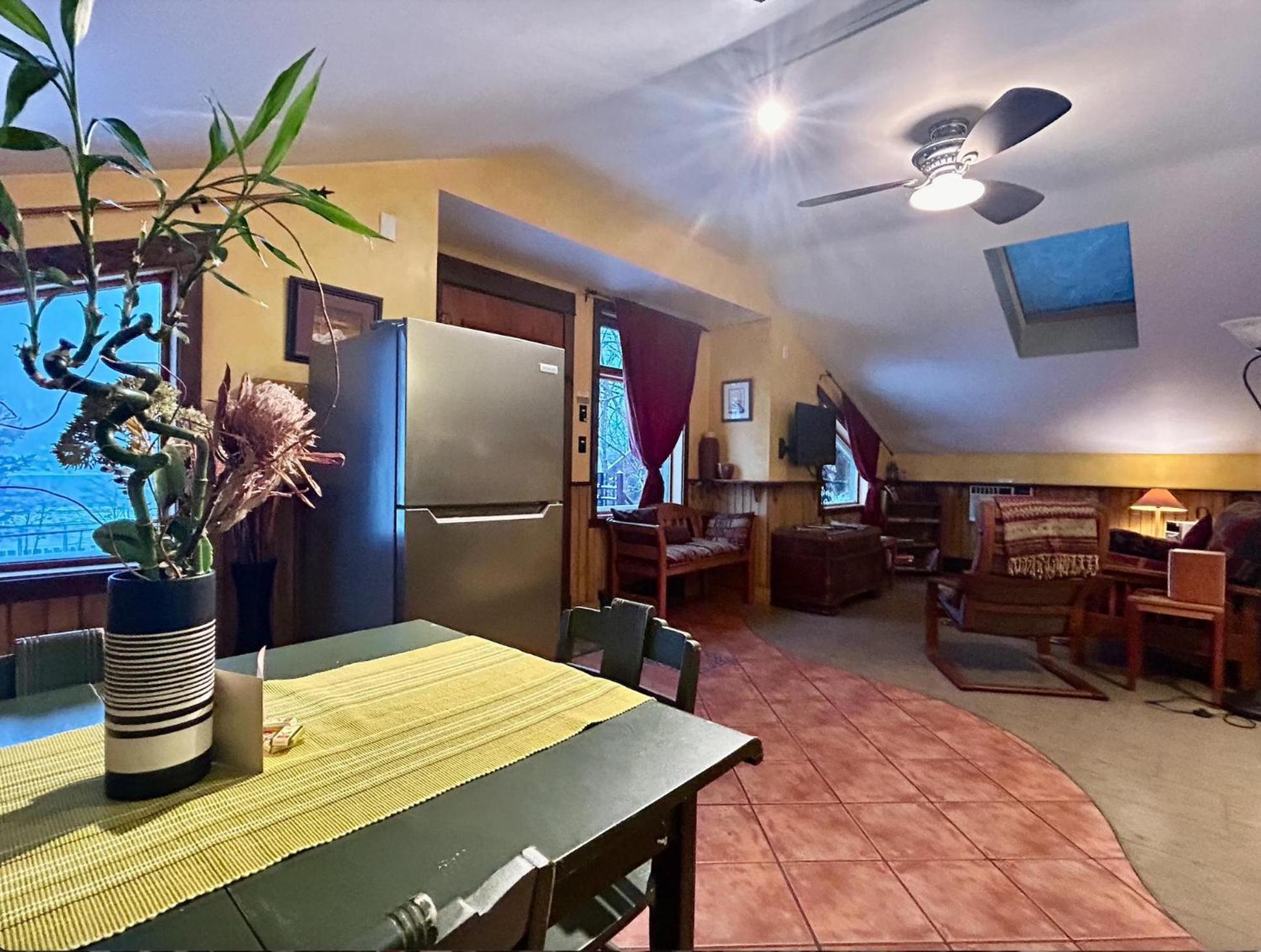 Mistisos Place Vacation Rentals Нелсън Екстериор снимка