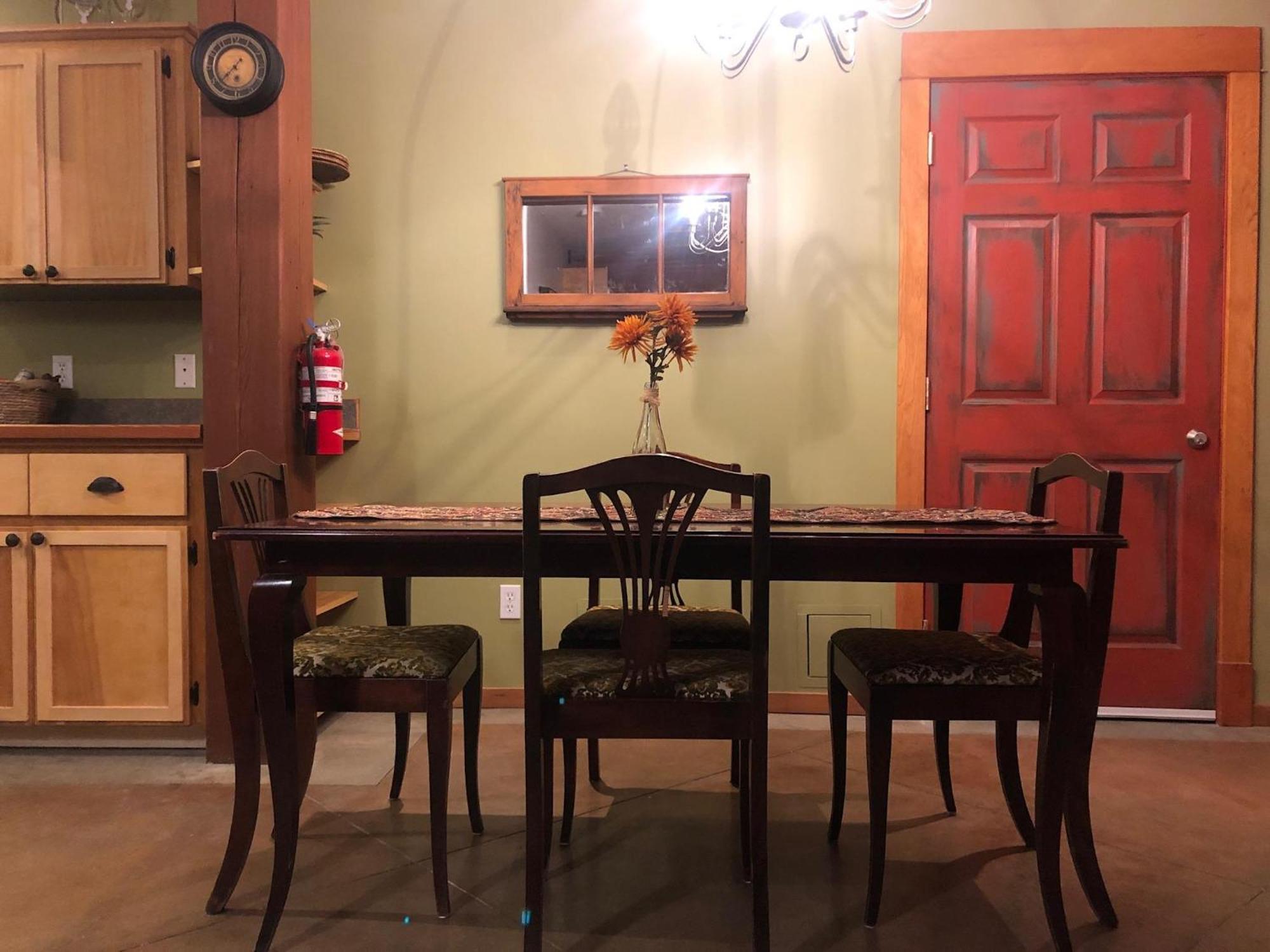 Mistisos Place Vacation Rentals Нелсън Екстериор снимка