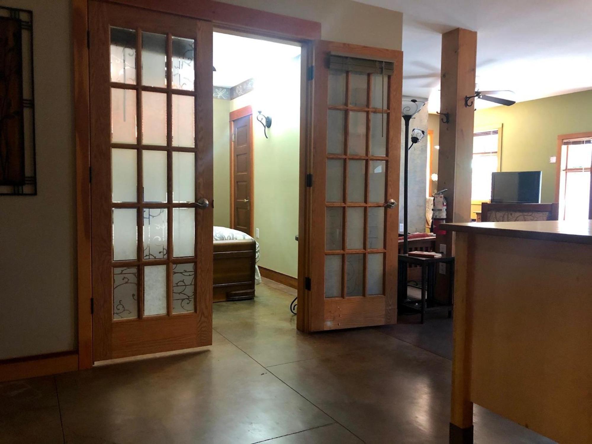 Mistisos Place Vacation Rentals Нелсън Екстериор снимка