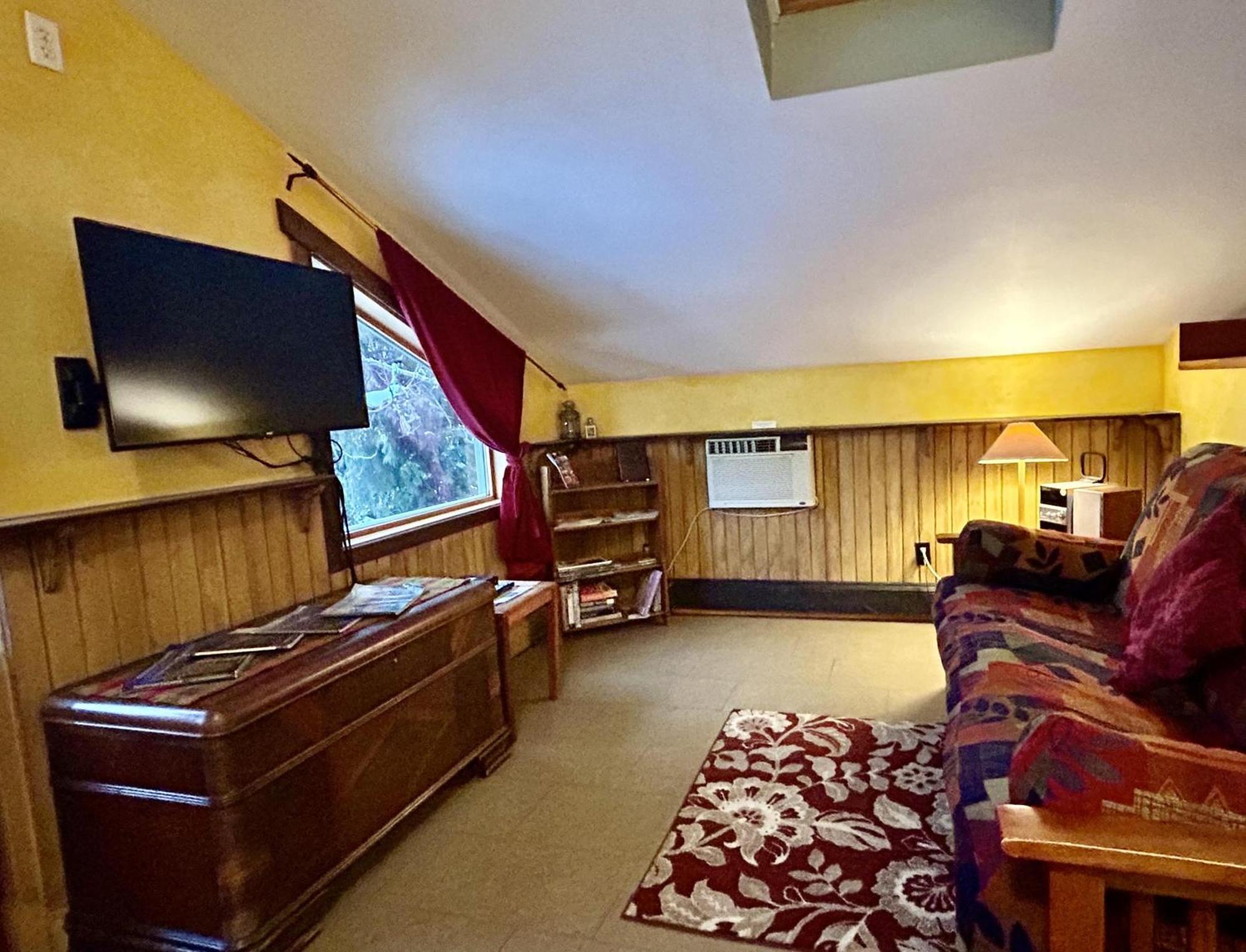 Mistisos Place Vacation Rentals Нелсън Екстериор снимка